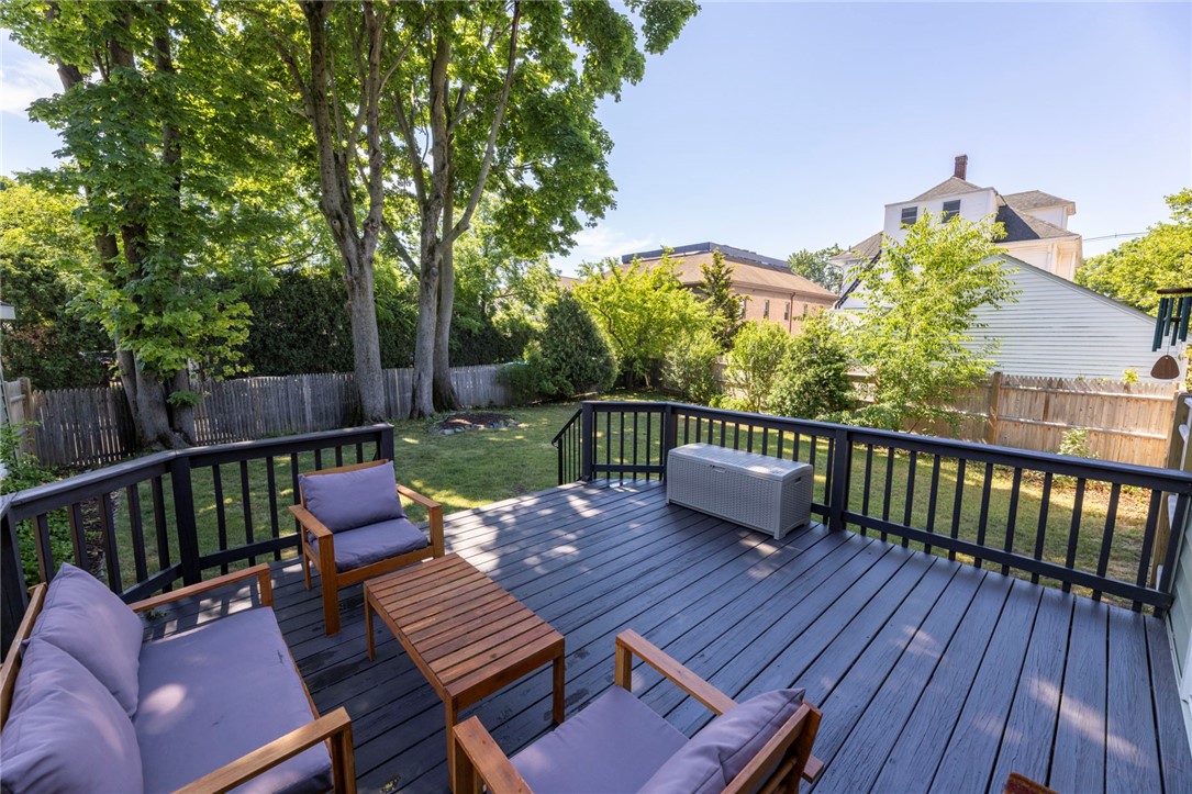 15 Modena Avenue