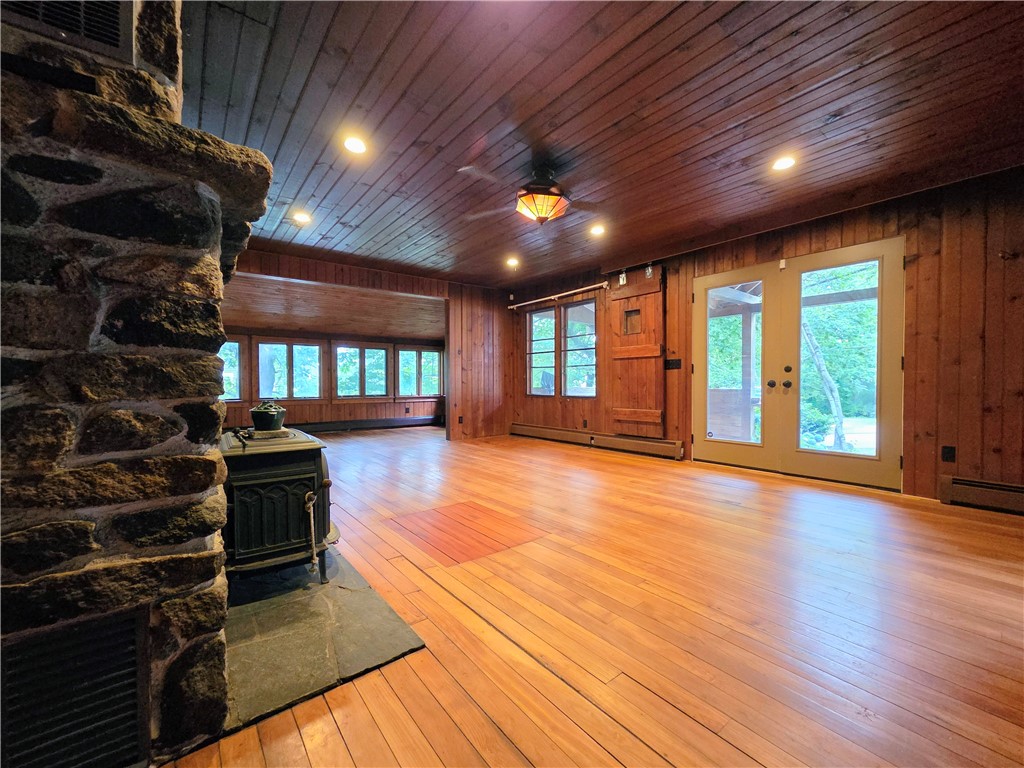 150 Plum Point Road