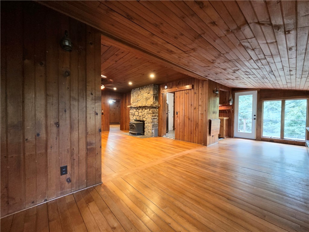 150 Plum Point Road