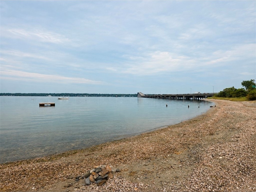150 Plum Point Road