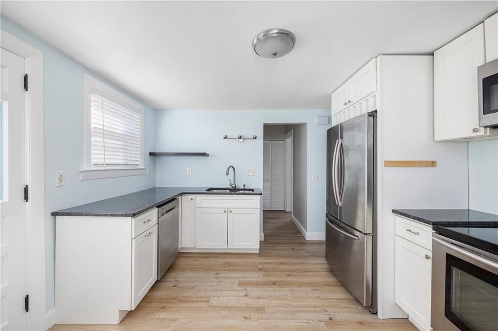 82 Burnside Avenue