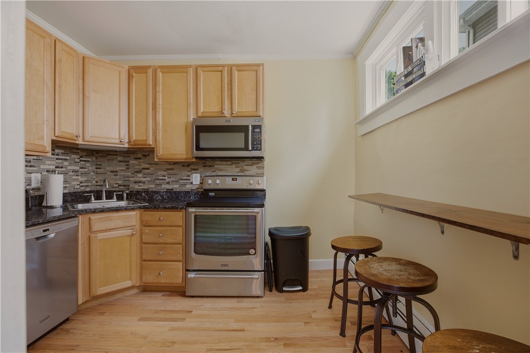 3 Prairie Avenue 1