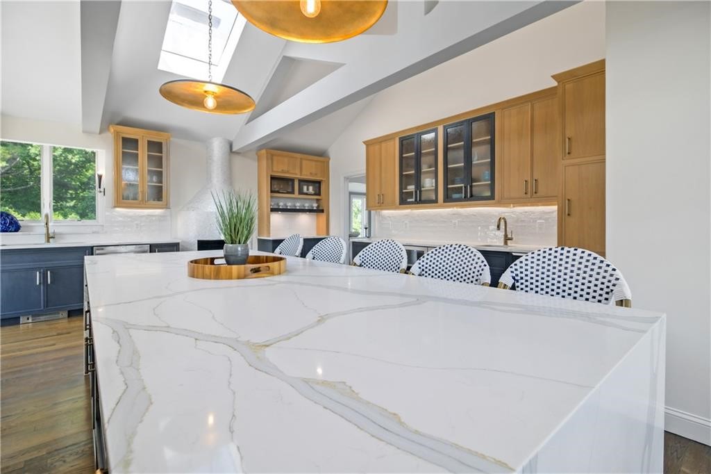 1 Harbor View Drive