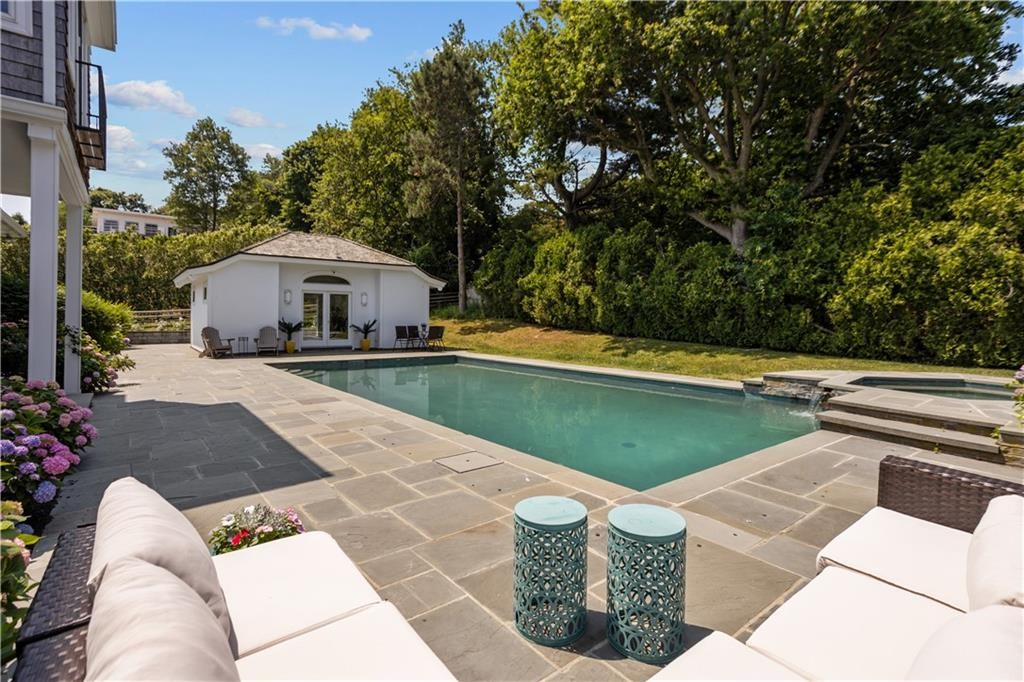 1 Harbor View Drive