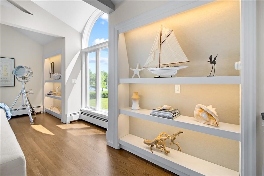 1 Harbor View Drive