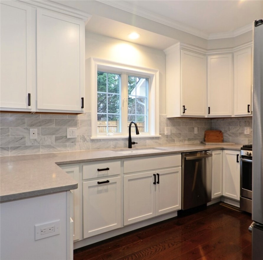 13 Arnold Avenue 1