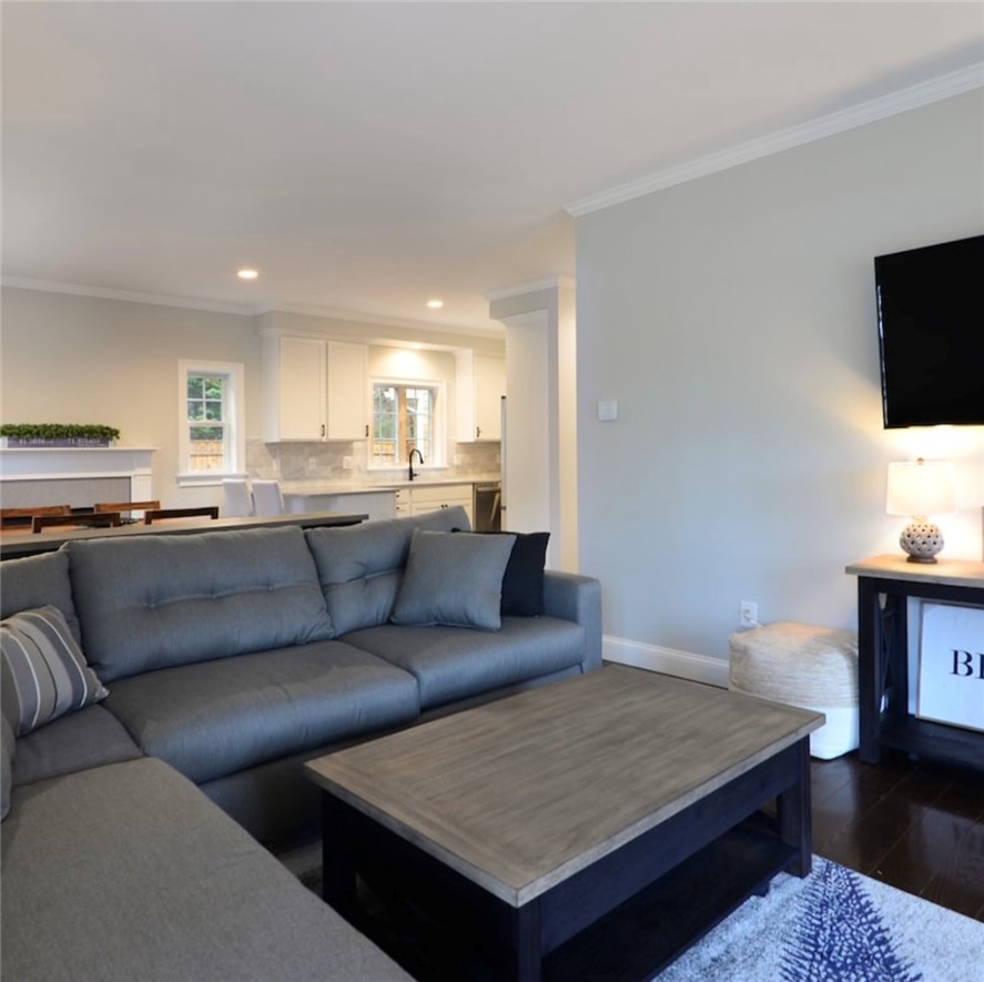13 Arnold Avenue 1