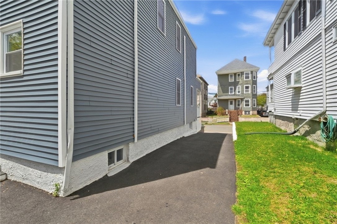 58 Willard Street