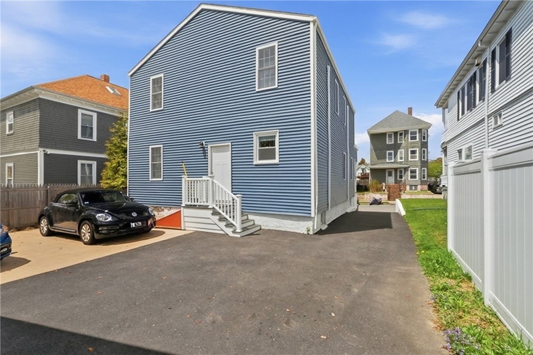 58 Willard Street