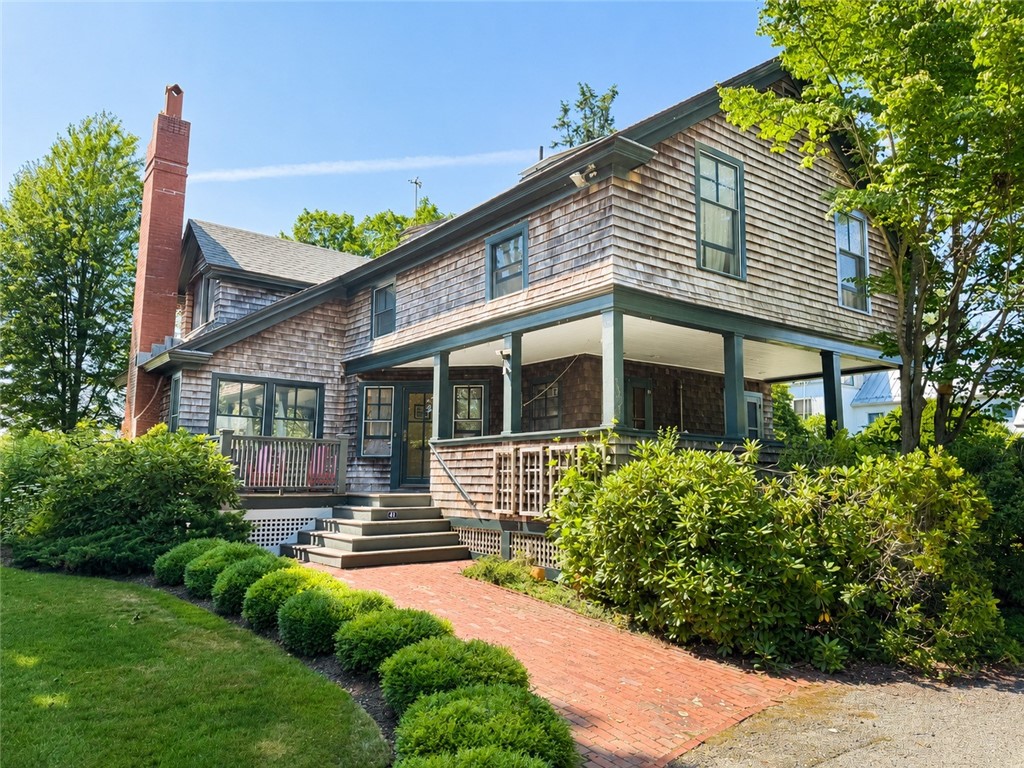 41 Calvert Place