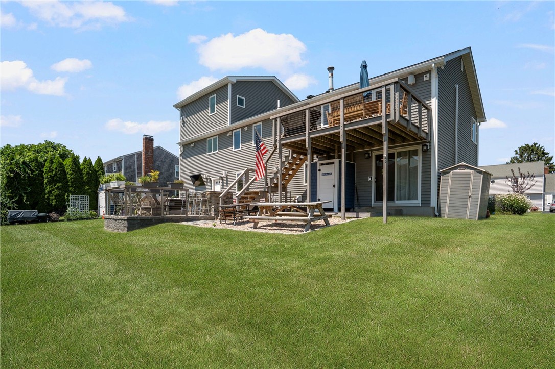 46 Exeter Boulevard