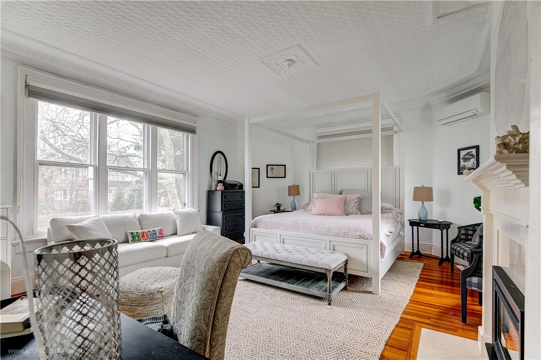 569 Spring Street 2