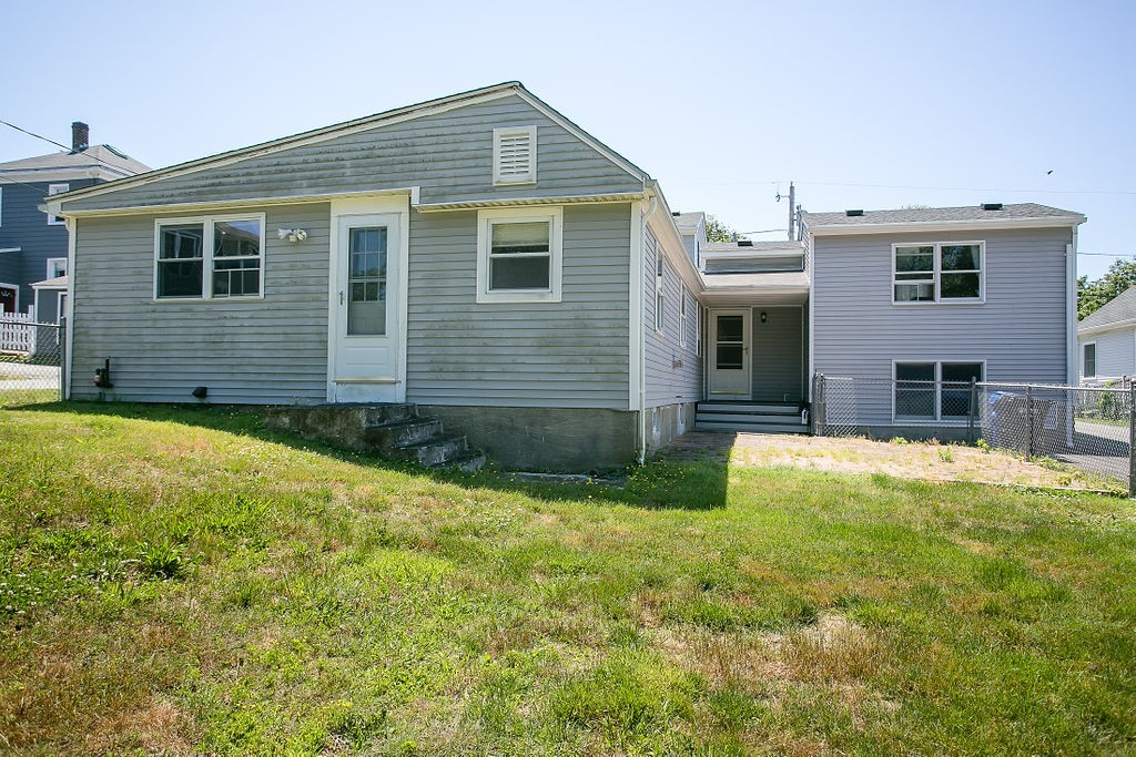 132 Evarts Street 2