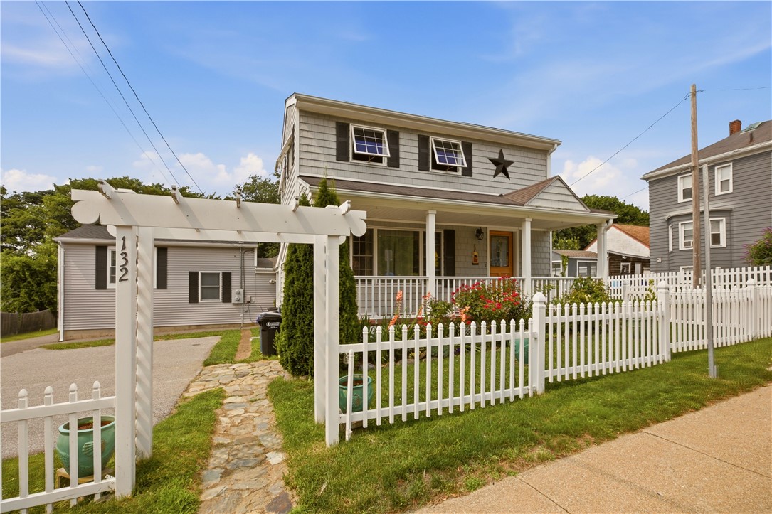 132 Evarts Street 1