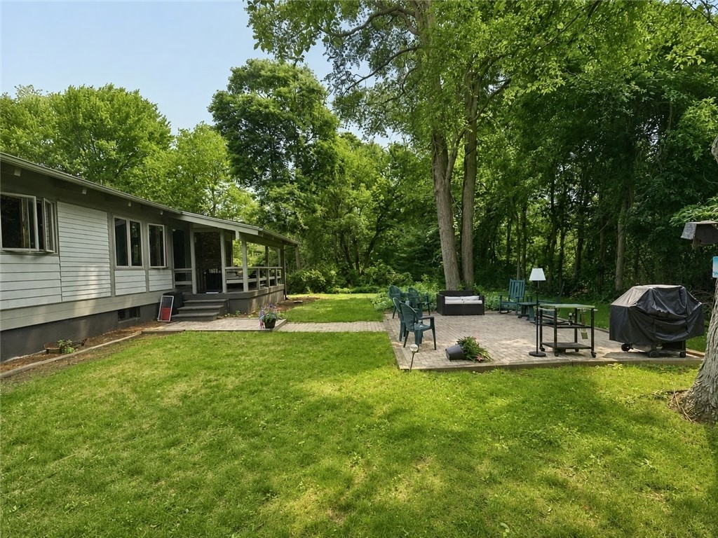 35 Sunset Avenue