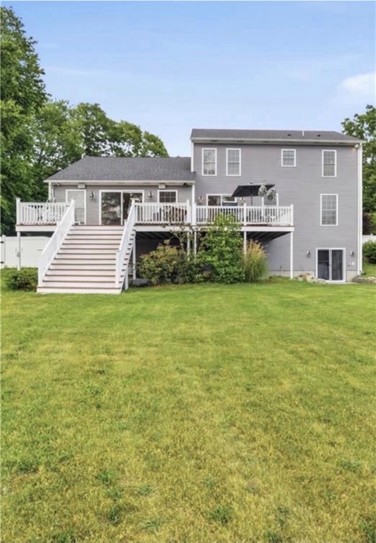 12 Woodlake Drive