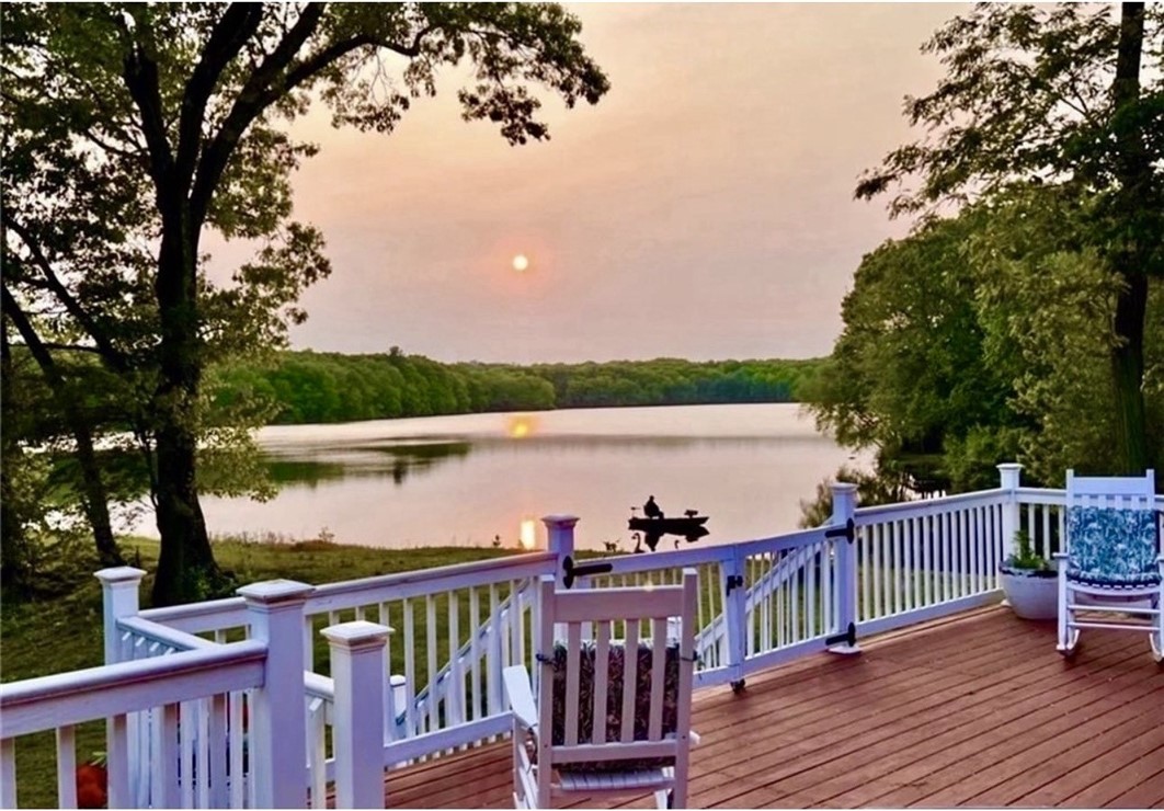 12 Woodlake Drive