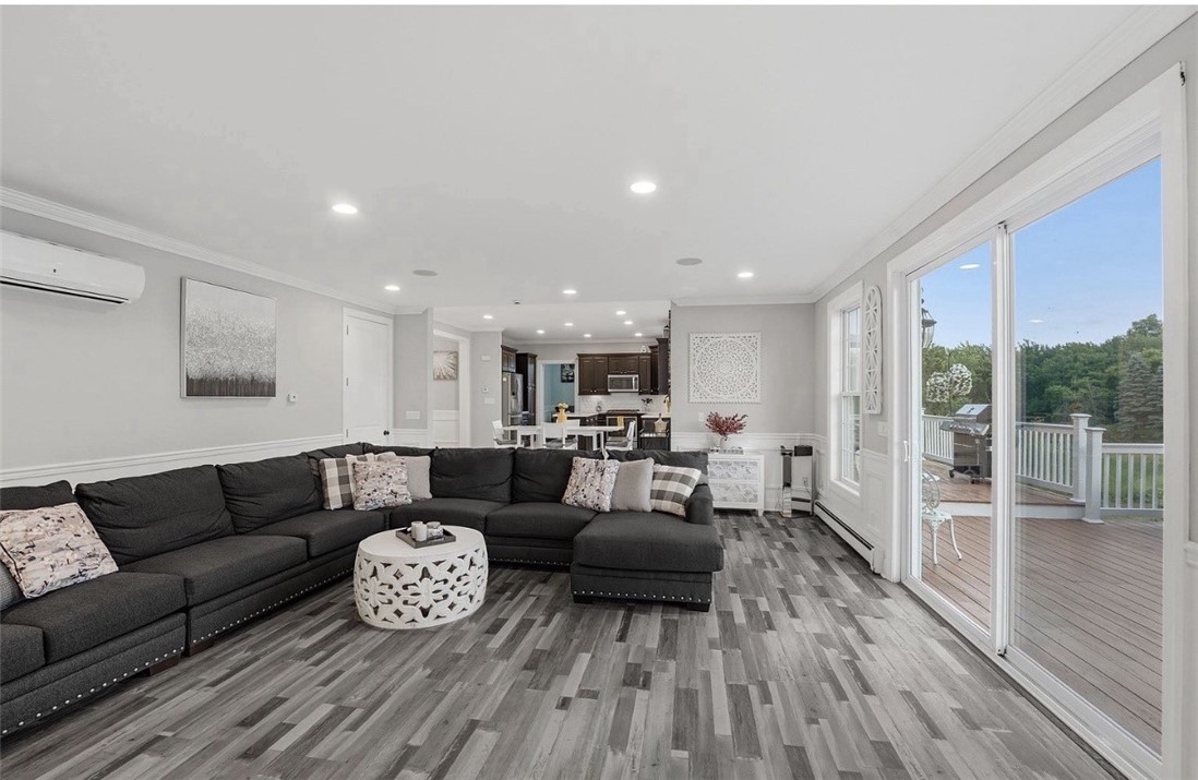 12 Woodlake Drive