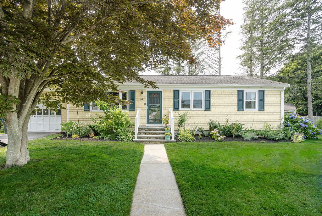 49 Evergreen Drive