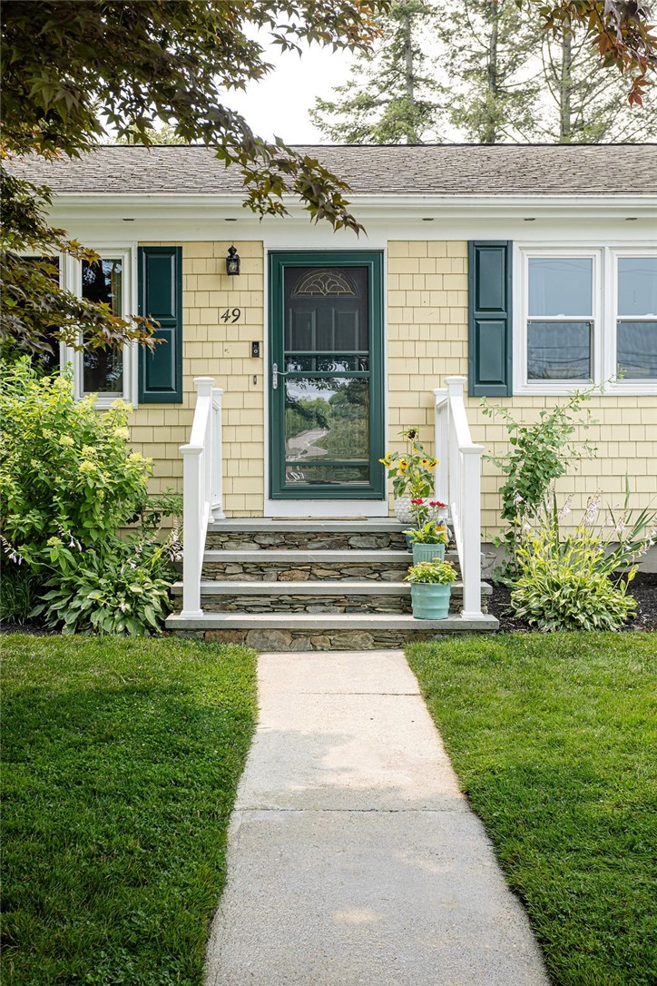 49 Evergreen Drive
