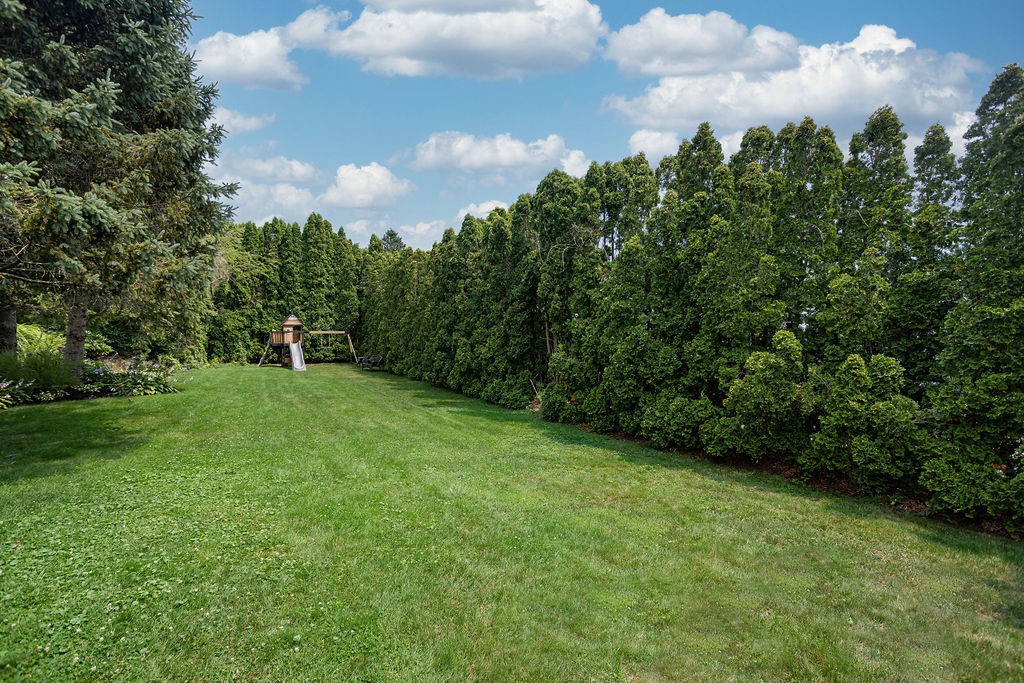 49 Evergreen Drive