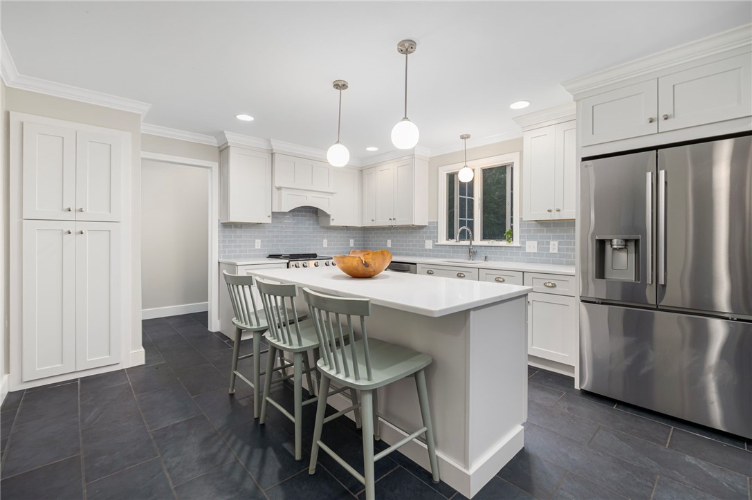 77 Mockingbird Lane