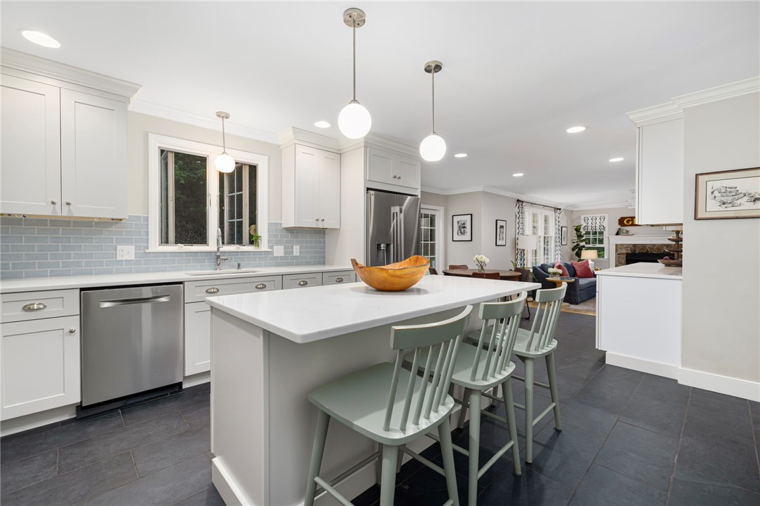 77 Mockingbird Lane