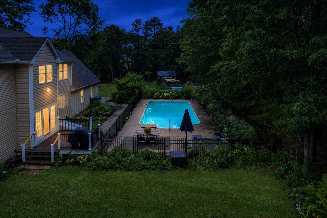 77 Mockingbird Lane