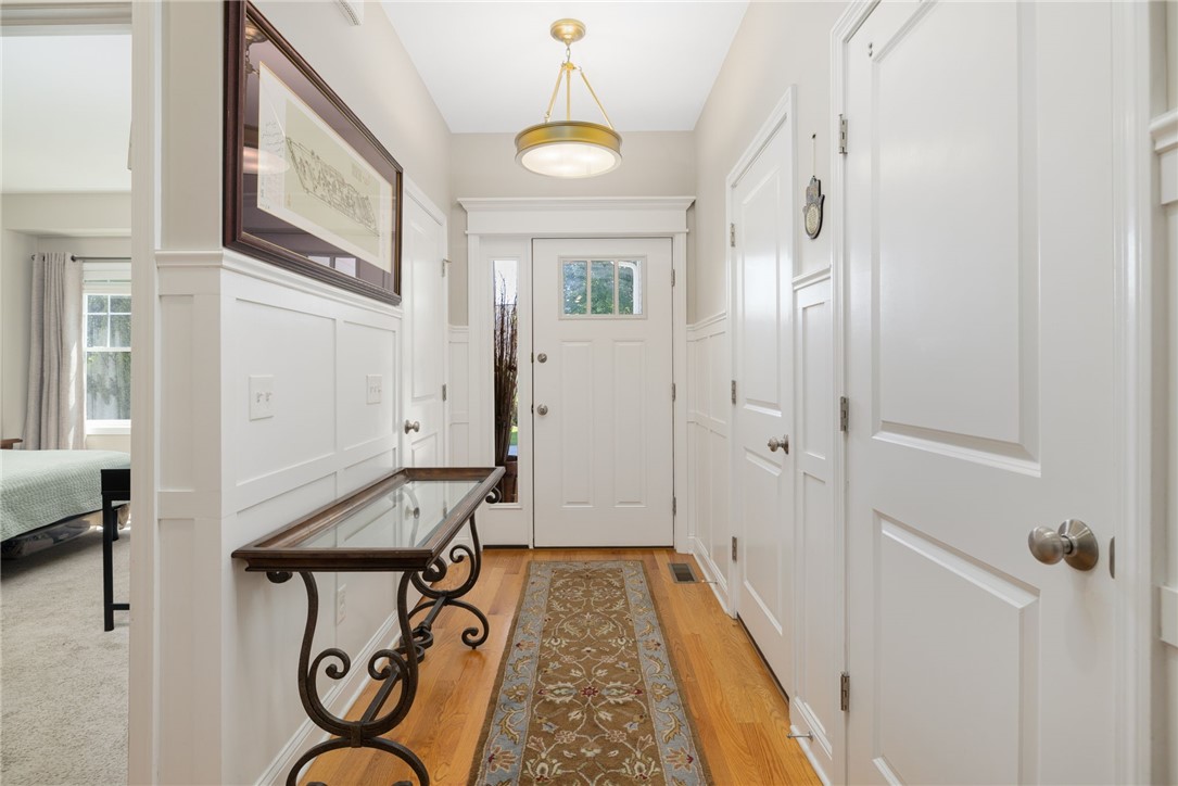 15 West Glen Lane
