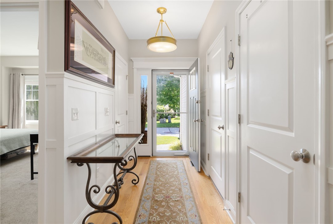 15 West Glen Lane