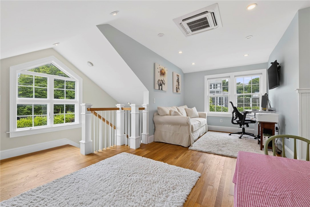 190 Ferry Road
