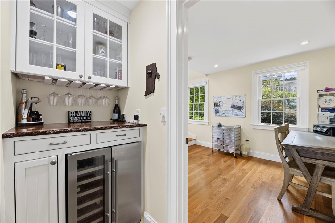 190 Ferry Road