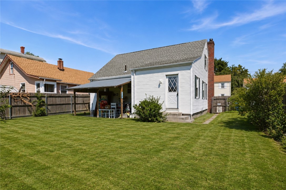 26 West Lawn Avenue