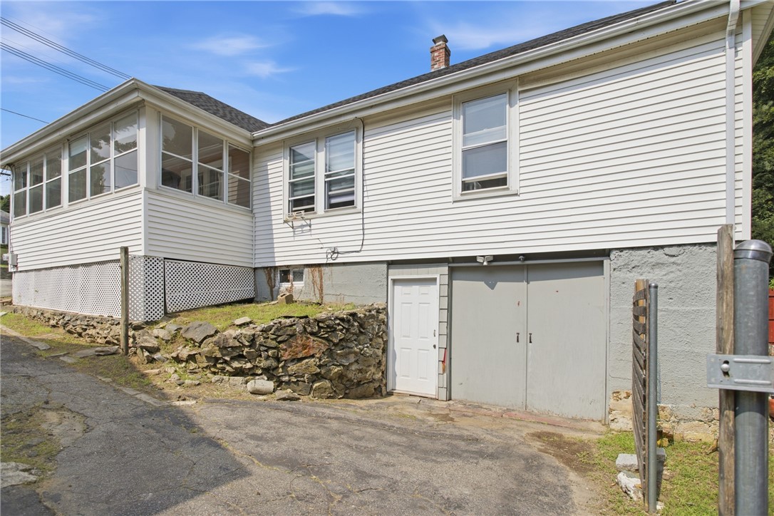 43 Sunset Avenue