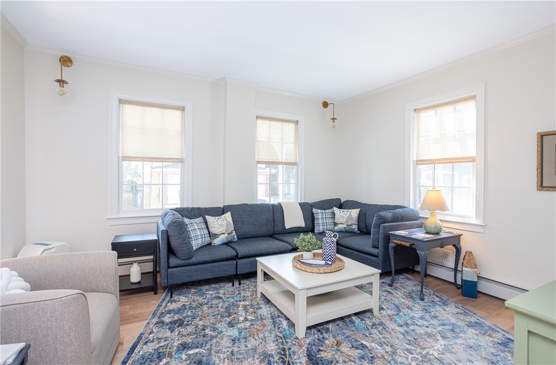 4 Gladding Court