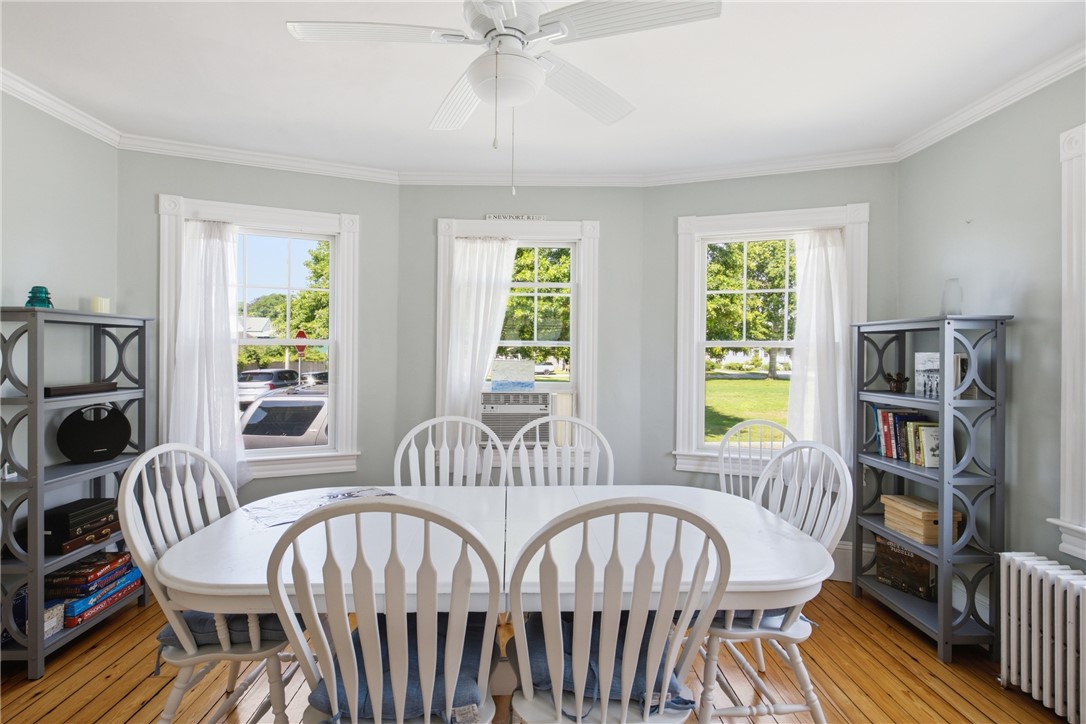 40 W Narragansett Avenue