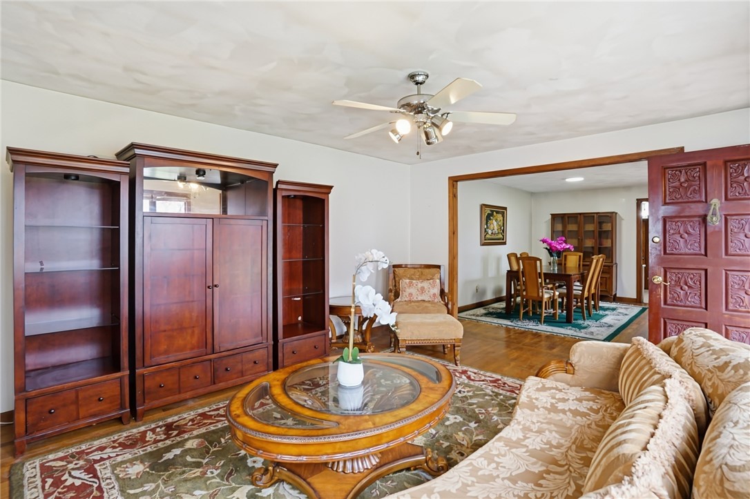 11 Cedar Drive