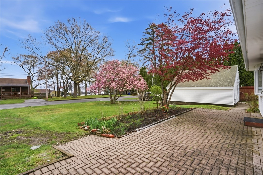 11 Cedar Drive