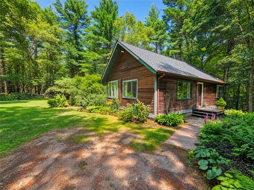 77 Indian Cedar Drive