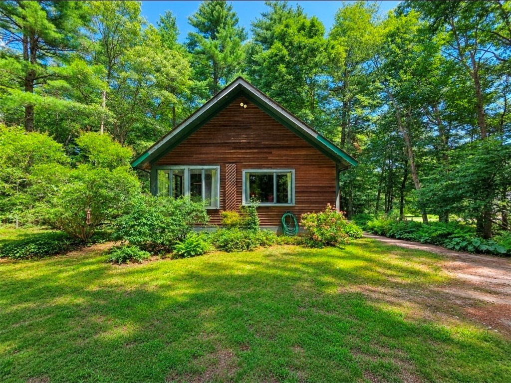 77 Indian Cedar Drive