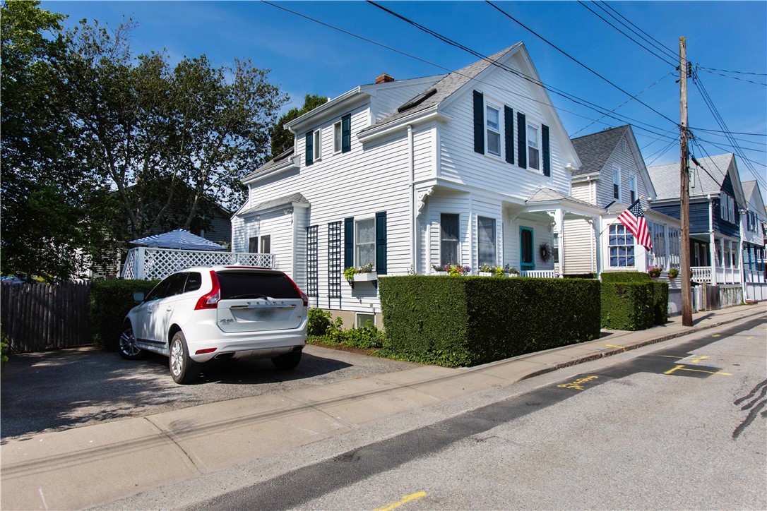 18 Lucas Avenue