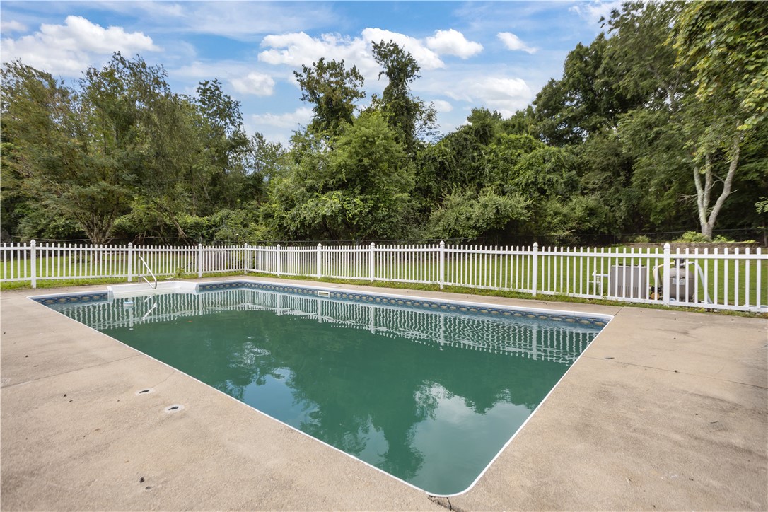 50 Countryside Drive