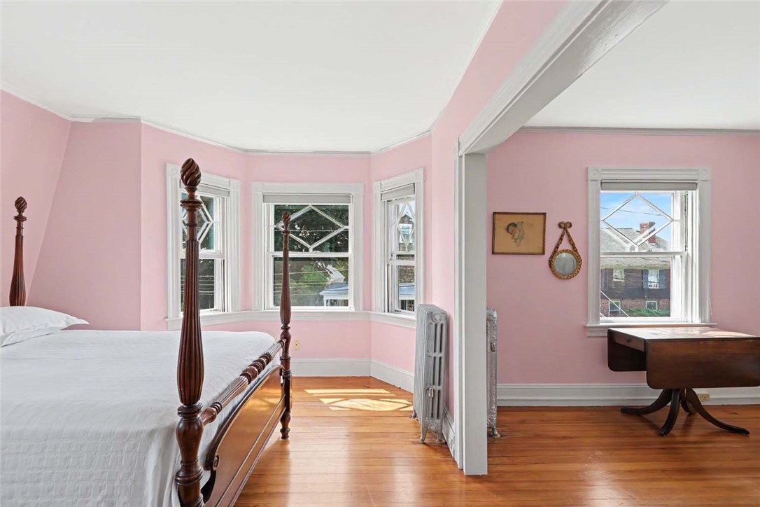 16 Hudson Place