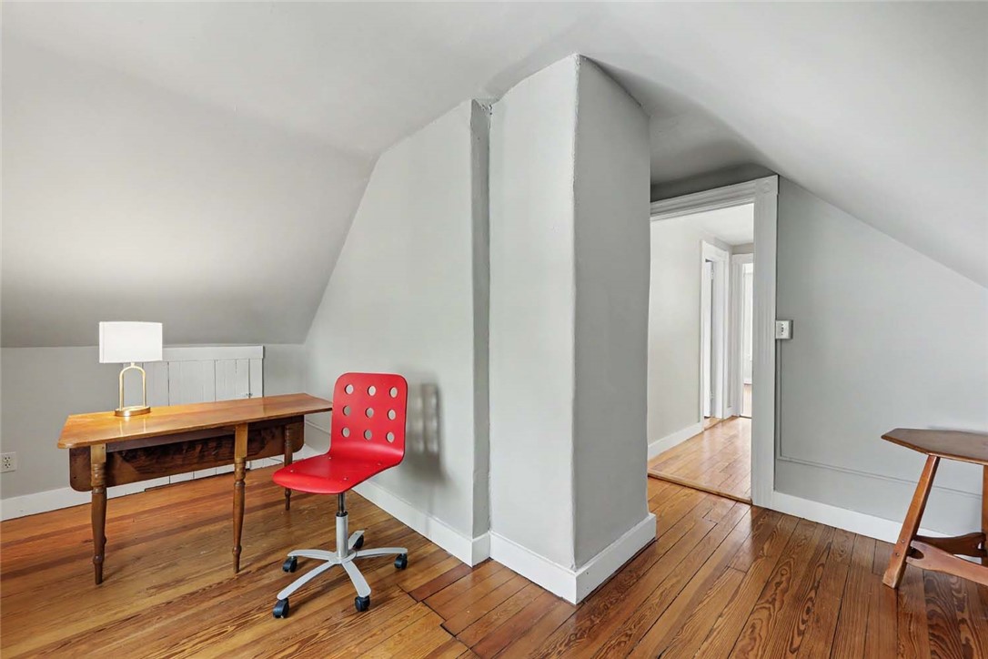 16 Hudson Place