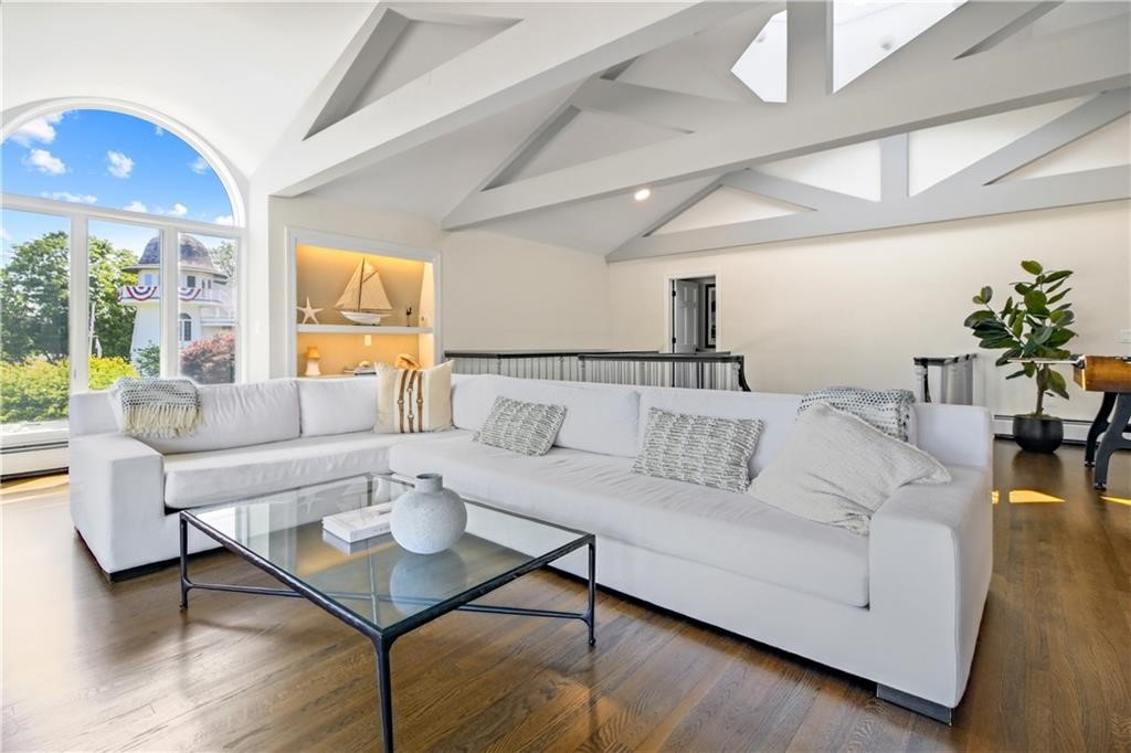 1 Harbor View Drive