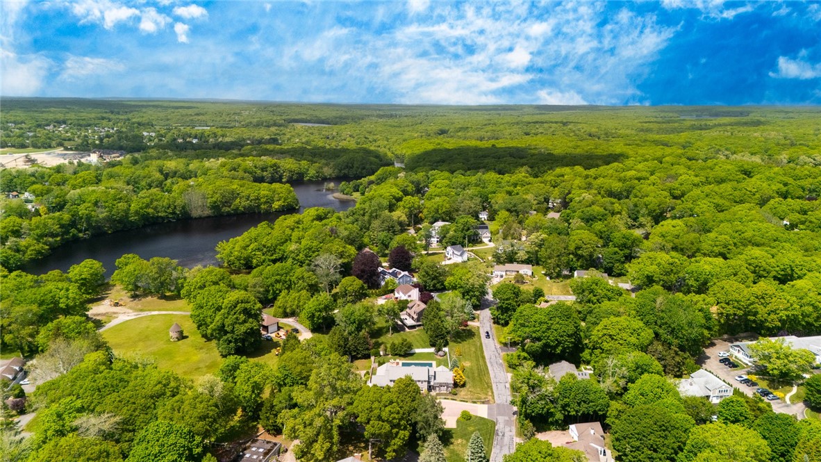74 Oakwoods Drive