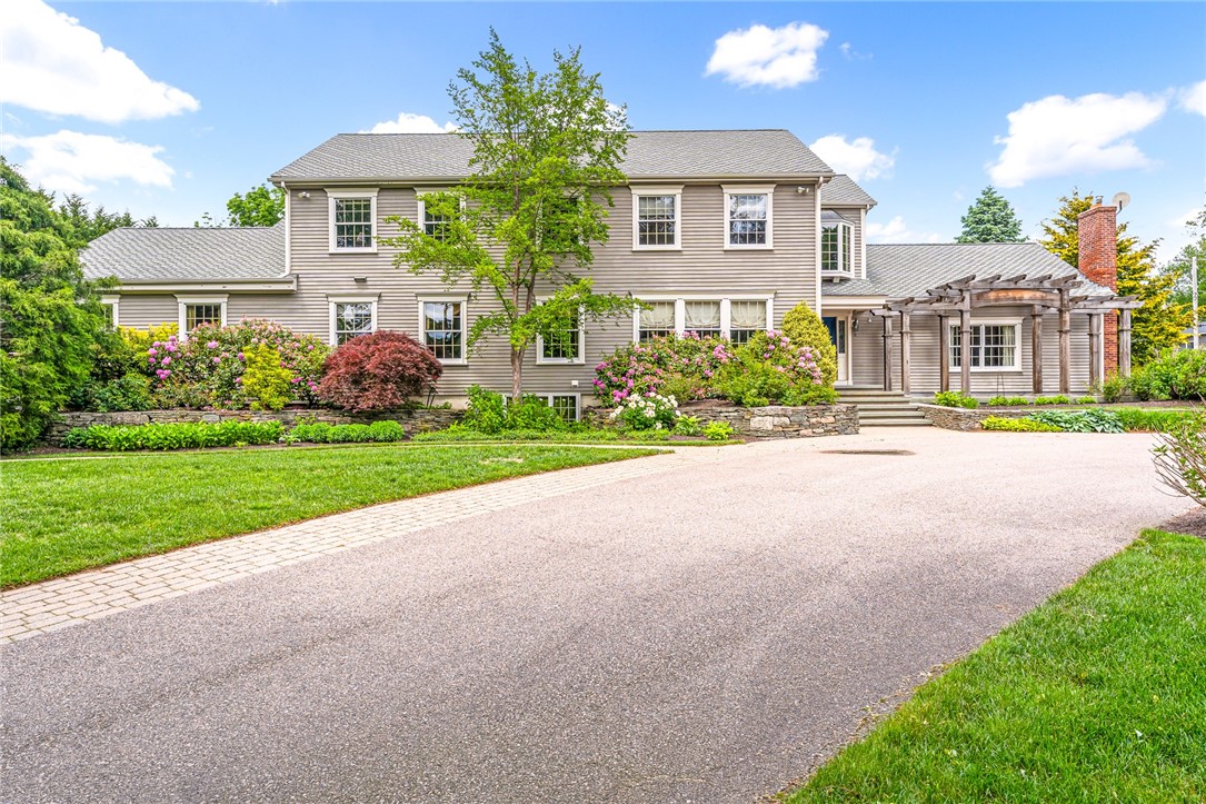 74 Oakwoods Drive
