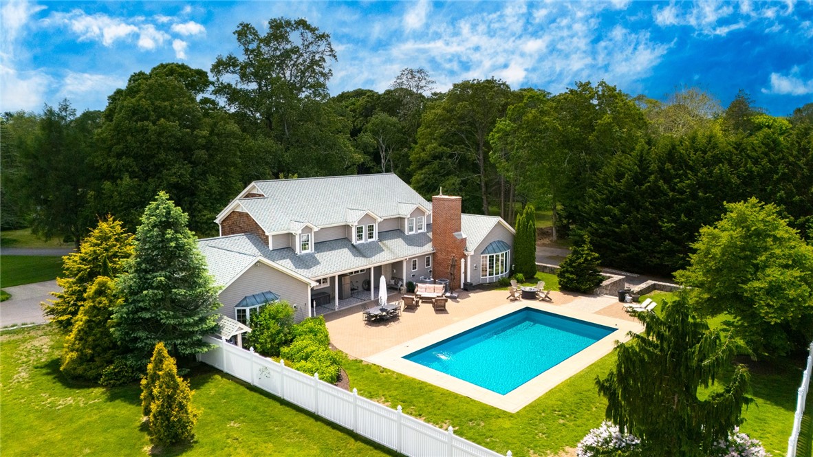 74 Oakwoods Drive