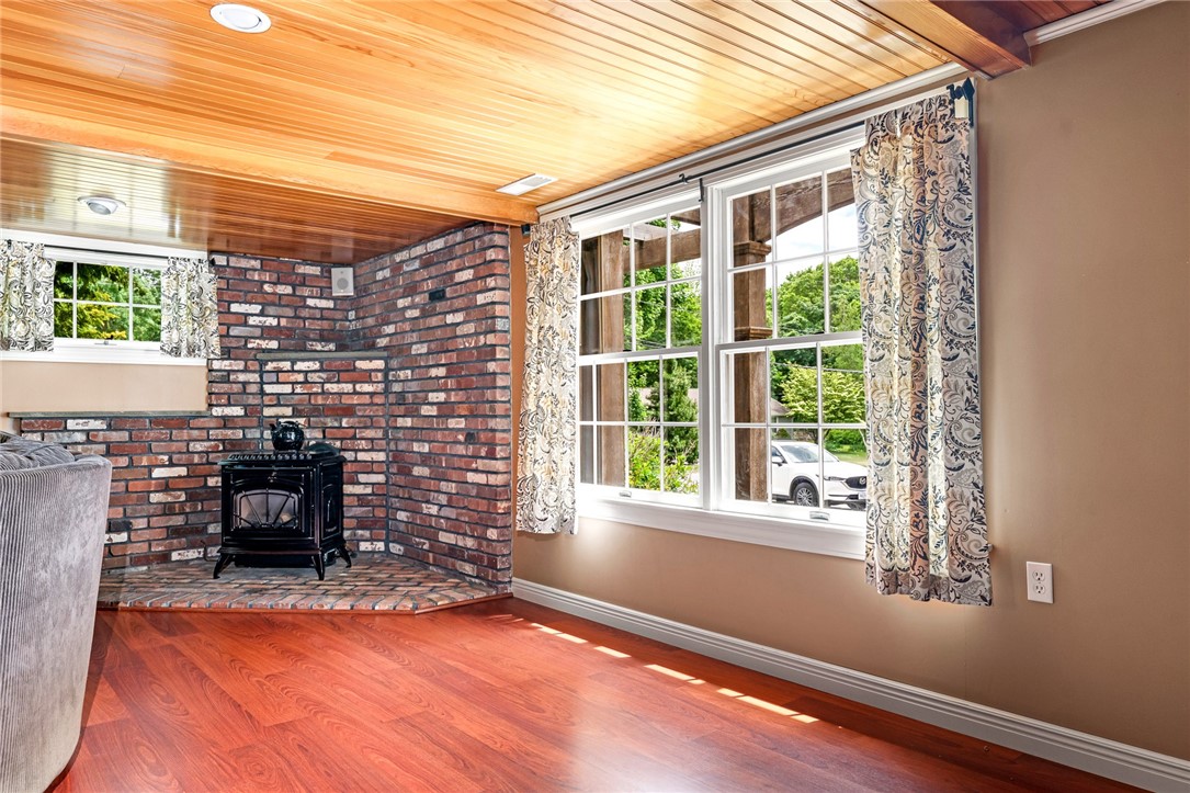 74 Oakwoods Drive