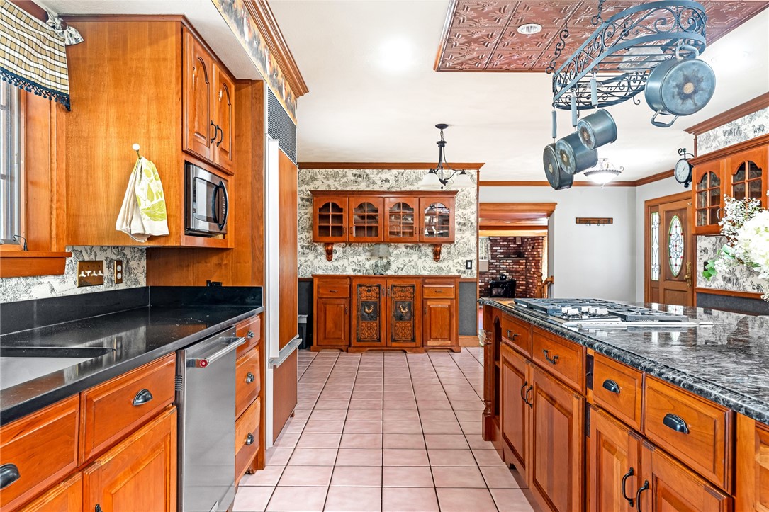 74 Oakwoods Drive